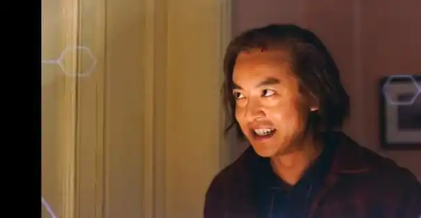 爱情公寓5张伟版"闪灵",这么恐怖的电影看到张伟的脸我笑了