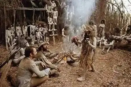 探秘恐怖食人族骷髅取水人肉为餐