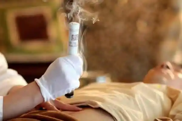 艾灸肚子推腹能治100多种病