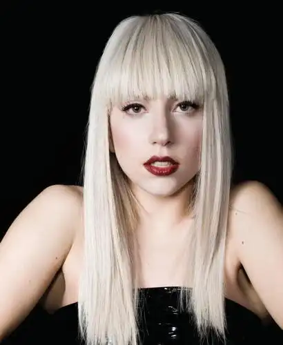 【图】ladygaga犄角照惊悚 确认回归《美国恐怖故事》