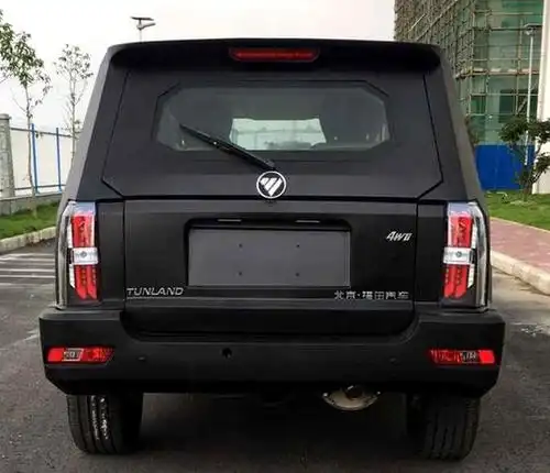 国产suv再次发力,福田拓陆者柴油四驱越野车亮相,比普拉多气派