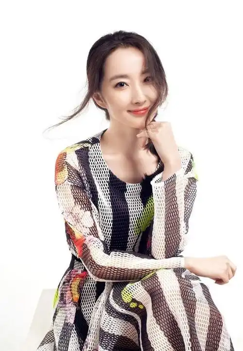 富豪李兆会与女星程媛媛的婚姻生活 网友:颜值和车晓差远了