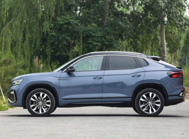 全新2020款大众探岳x即将上市配运动套件大溜背预售236万起