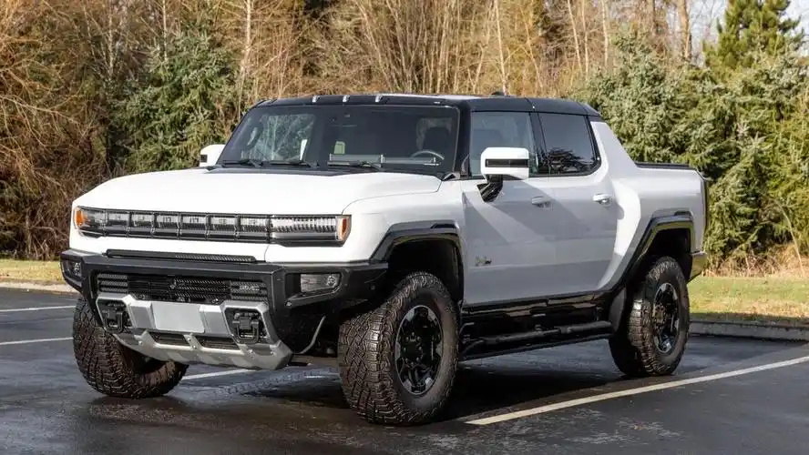 gmc悍马ev凭借着极强的产品力横扫欧洲,北美等发达地区市场,早在2021