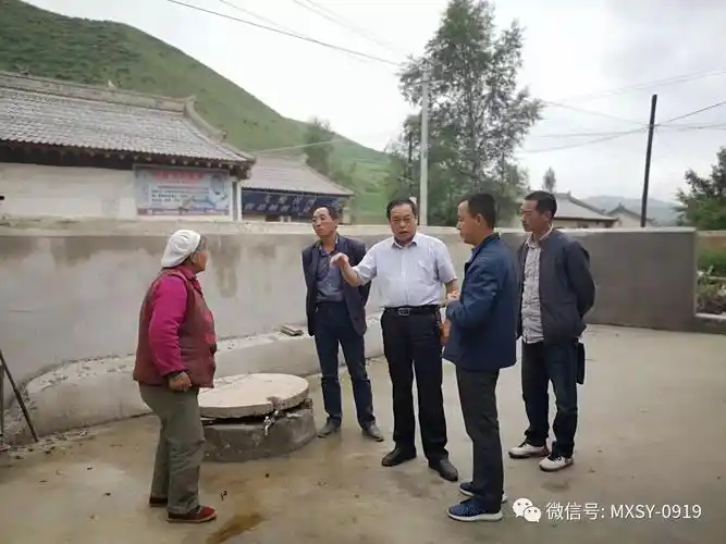 当日,县市场监管局驻沙地村帮扶队第一时间就县委书记郭世杰调研要求