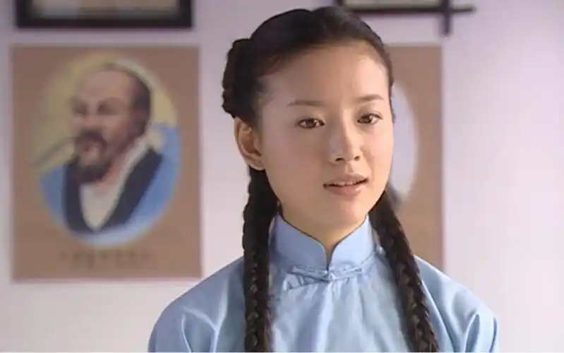 【金粉世家 2-16】清秋念诗,燕西看呆