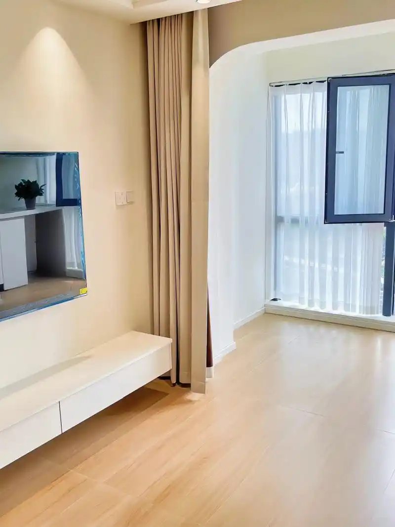 你们想看的大块木纹砖铺贴效果,这个"坑"我先替你们踩了!