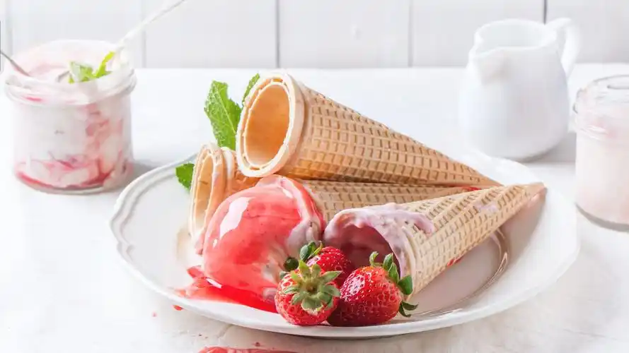 唯美甜食冰淇淋图片桌面壁纸