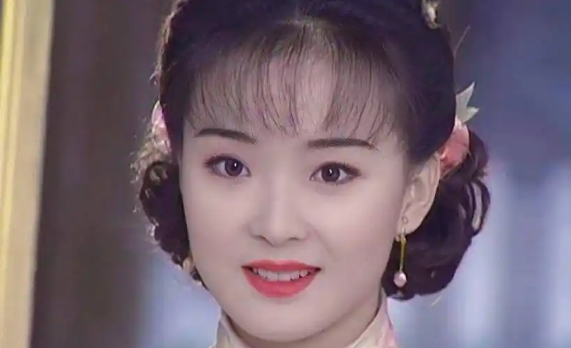 一个借肚上位挤掉倪萍一个胎死腹中这5位琼女郎现状如何