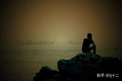 打的我们措手不及,在那一瞬间,仿佛自己变得前所未有的无能为力