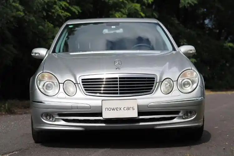 你的奔驰e级是哪一代?是w211,w212还会最新的改款w213(更早年款车型也