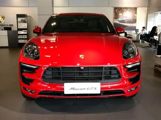 保时捷macangts胭脂红现车优惠12个点