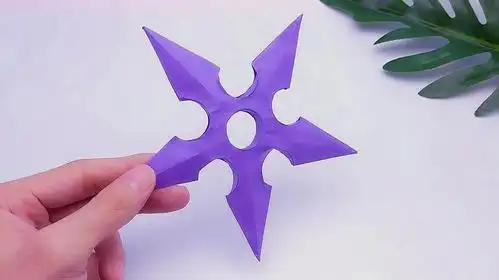 自制梅十三同款飞镖,高度还原太秀了!小伙智商可以啊