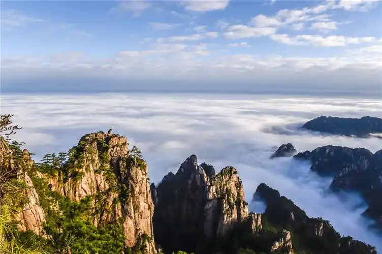 壮美黄山【门票】旺季价格230元(旺季定义:每年的3月1日到11月30日)