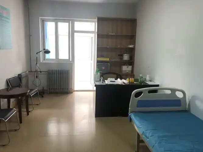 世纪职校医务室