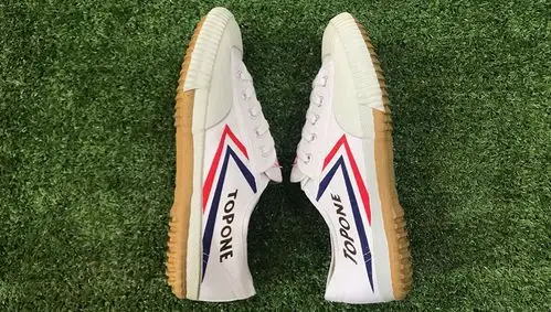 上海大博文鞋业有限公司