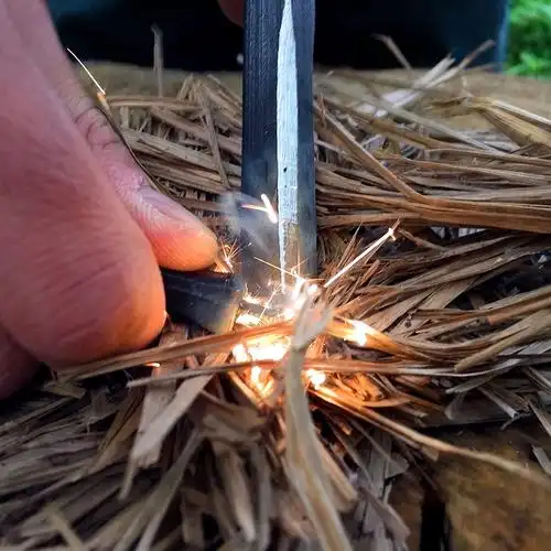 方形打火石长方体打火石镁棒块取火刀荒野求生户外野外装 备打火棒