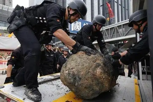 拆弹专家2燃爆感官但故事无聊背后的知识值得了解