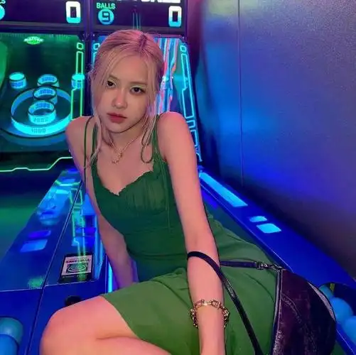 朴彩英美图share