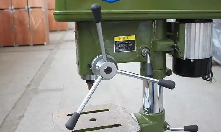 西菱 工业台钻z4116/380v,最大钻孔直径16,电机功率750w