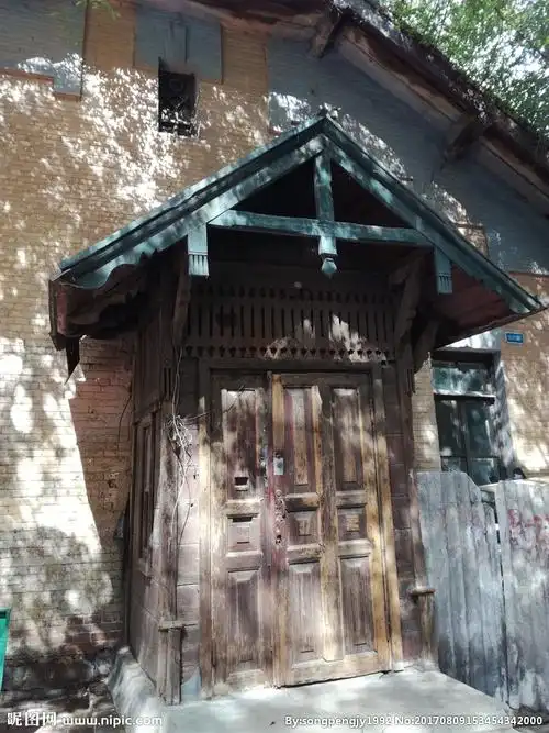 老房屋门斗图片