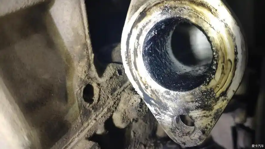 雷斯特2.7跑了22万进气道积碳报告-爱卡汽车网论坛