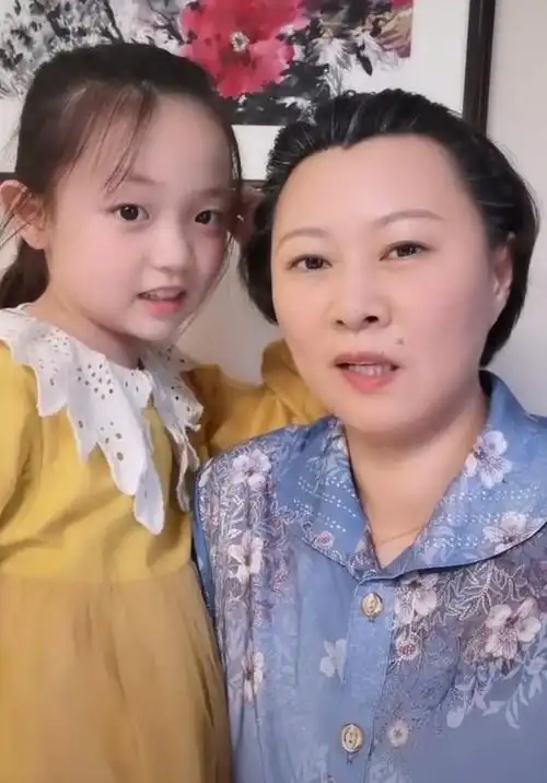 乡村爱情13低调拍摄象牙山新生代进组赵兰妮姐妹花依旧抢眼