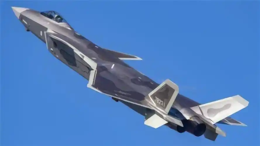 中国第六代战机歼25"鬼鸟"来了,将霸气露面!