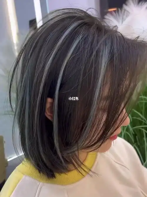 双色染发#立体挑染 欧美风时尚光线染是782021年最潮的流行趋势染发