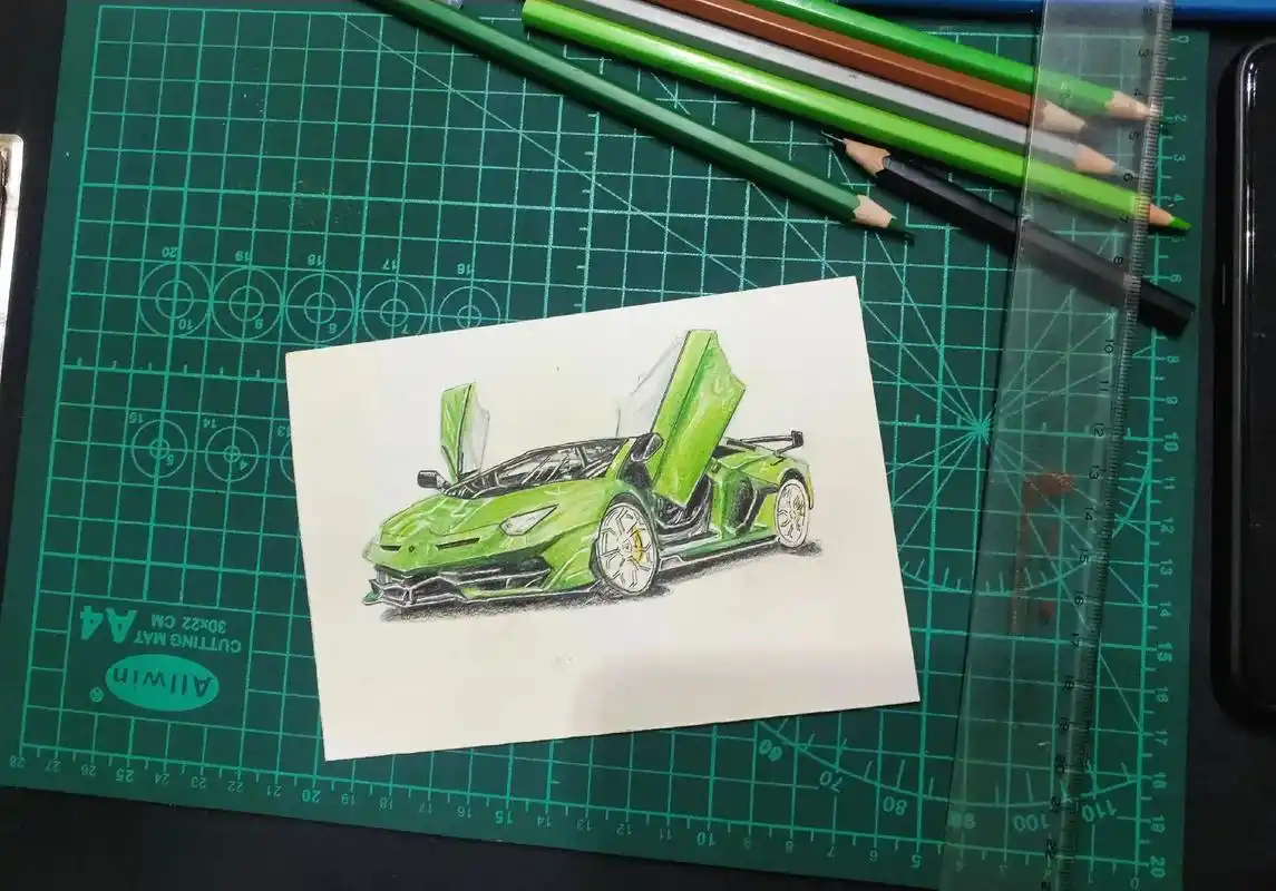 临摹小跑车.#临摹画 #汽车手绘 #兰博基尼 #汽车画 #画 - 抖音