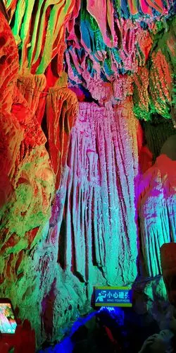 简书第67天游览阳春石林龙宫岩