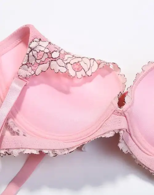 女款粉/多色蕾丝花纹全罩中厚杯文胸
