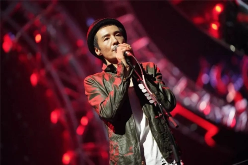 为什么要在电视前迎接新年?江苏卫视跨年用更好的自己给出答案