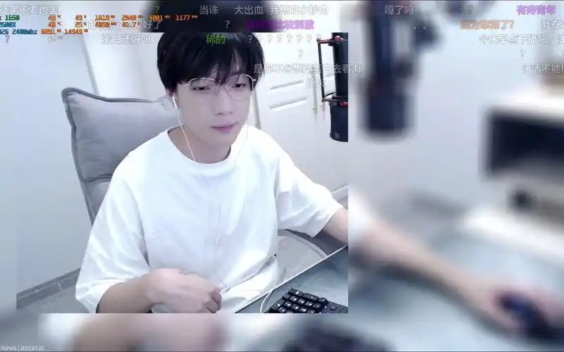 斗鱼tv762505主播蛋白直播间我的世界猎人游戏蛋白和话话双人联机游玩