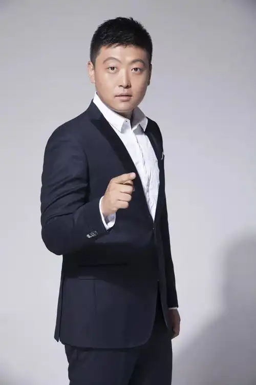 郭阳 回想李炳鑫刘春山 王善勇 刘钊 孙超孙仲秋 张硕主持:路遥段子