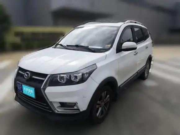 北汽幻速北汽幻速s32016款 s3l 1.5l 手动尊贵型二手车 1.