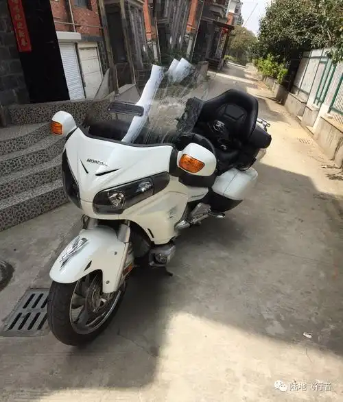 转让| 安徽芜湖2015年大贸本田金翼