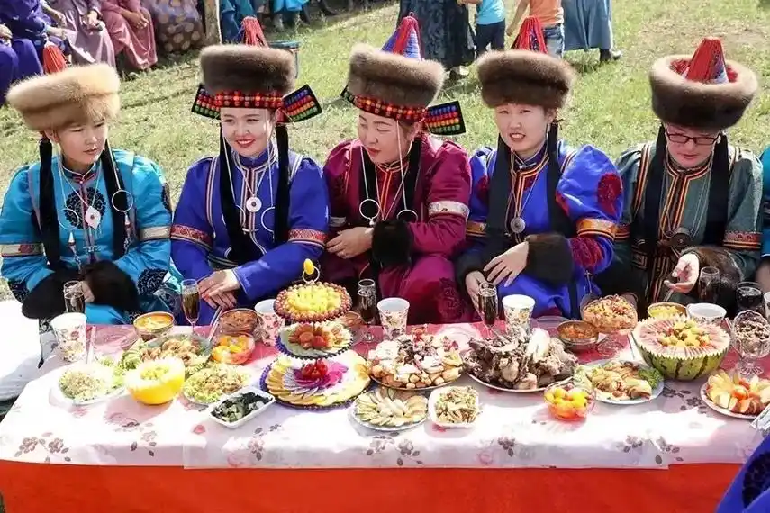 其实蒙古人更希望的是,传统 ,礼节 ,民族文化,只希望长生天 - 抖音