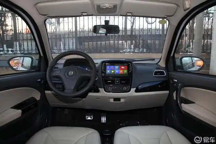 【知豆d22017款智享版内饰全景正拍汽车图片-汽车图片大全】-易车