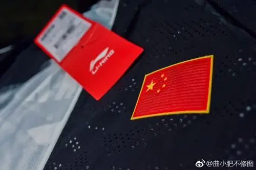 2017年格拉斯哥羽毛球世锦赛 李宁 羽毛球国家队 大赛领奖服