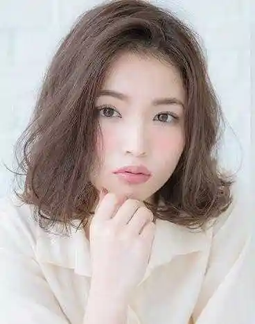 头发少的女生适合的短发发型瞬间增加发量