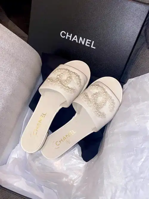 超好看的仙女香奈儿珍珠拖鞋