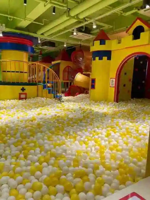 宝燕乐园(闵行旗舰店)-"【印象】氛围温馨 [调皮]宝燕新开宝燕萌.