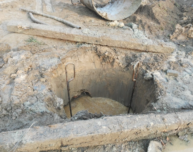 降低钻孔桩钢筋笼吊挂安装施工成本ppt