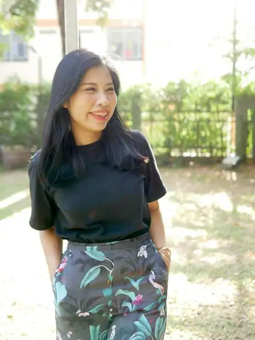 50岁单身女性的生活现状:独立,自由,还是寂寞?