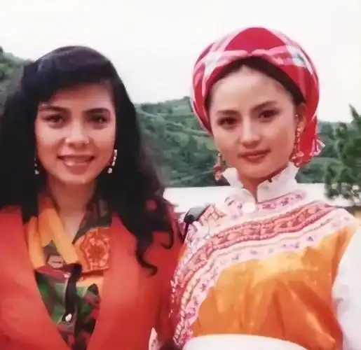 回顾还珠格格12位配角有人去世有人当尼姑物是人非