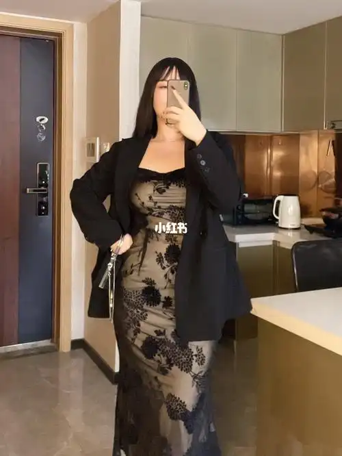 身高165厘米体重150斤