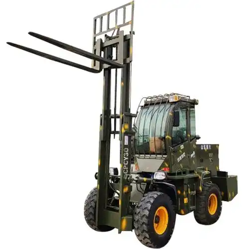 山东凯达月吨后轮转向四轮驱动越野叉车内燃叉车汽油叉车