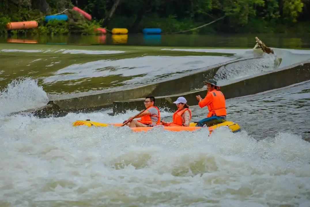 嗨翻皖美夏日丨安徽避暑去哪玩五大漂流地让你体会心动的感觉