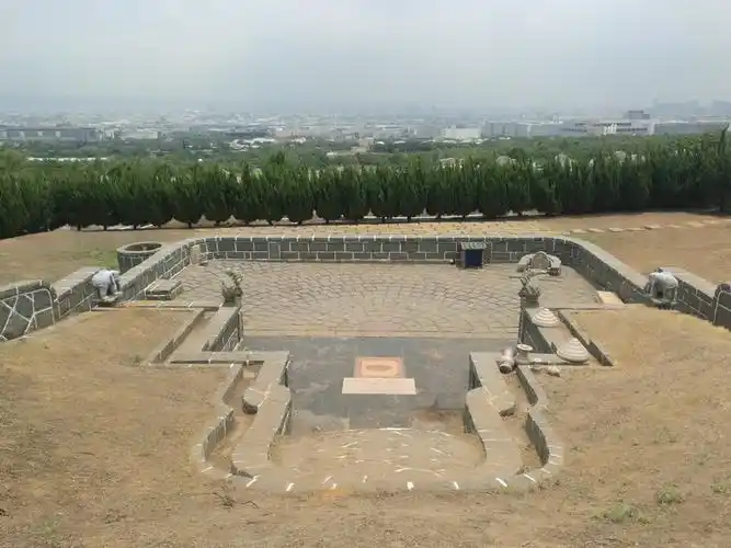 曾子南的祖坟龙脉风水